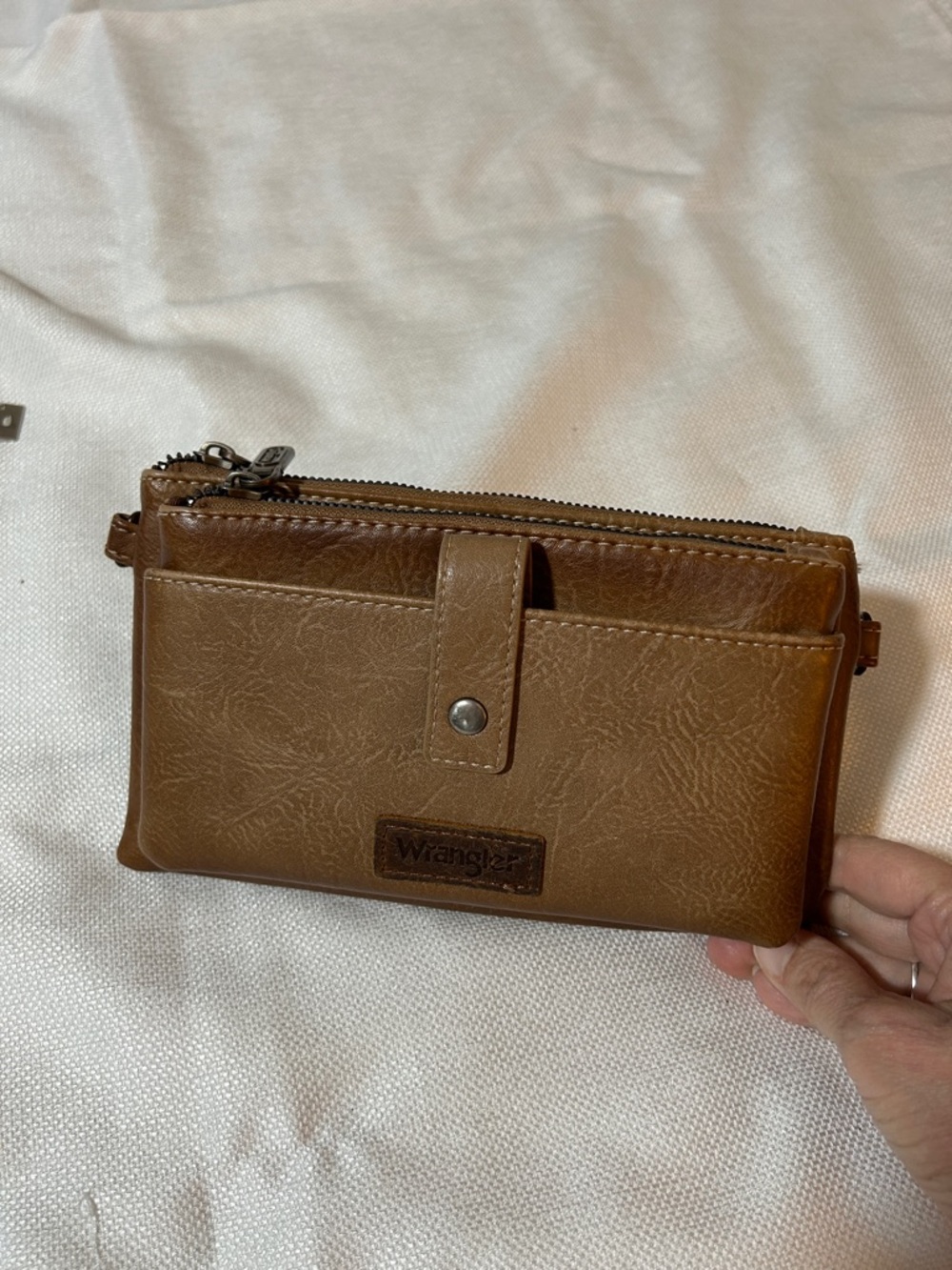 Wrangler Tan Leather Zip & Snap Wallet